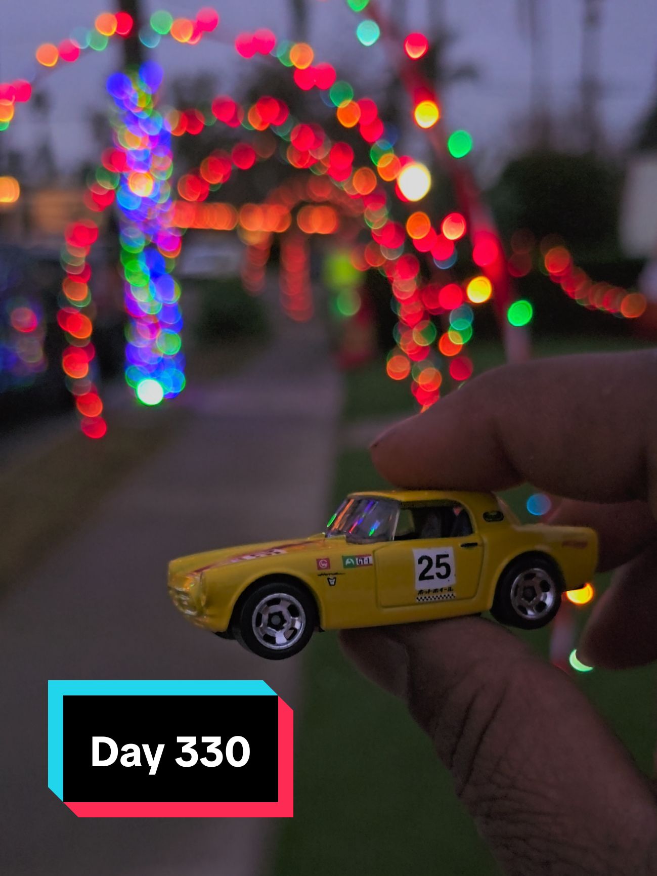 HONDA  S 800 RACING  Day 330 #everyday #hotwheelscollections #HOTWHEELS #hotwheelsdaily #hotwheelscustom #hotwheelstrack #day330 #hondas800racing #honda #spoon 