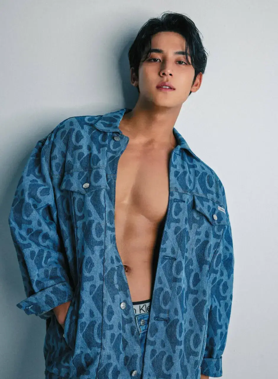 A look at #MINGYU 's photoshoot with Calvin Klein for Rolling Stone Japan magazine🔥🫢 #민규 #seventeen #mingyuseventeen #mingyu #carats #calvinklein #rollingstone #rollingstonejapan #caratと繋がりたい #svt #japan #KPop #mingyusvt #fyppppppppppppppppppppppp #fypp #fypdong #foryoupage❤️❤️ #paratiiiiiiiiiiiiiiiiiiiiiiiiiiiiiii #foryou #caratseventeen #caratsvt💎 #svtcarat #mingyu #viral