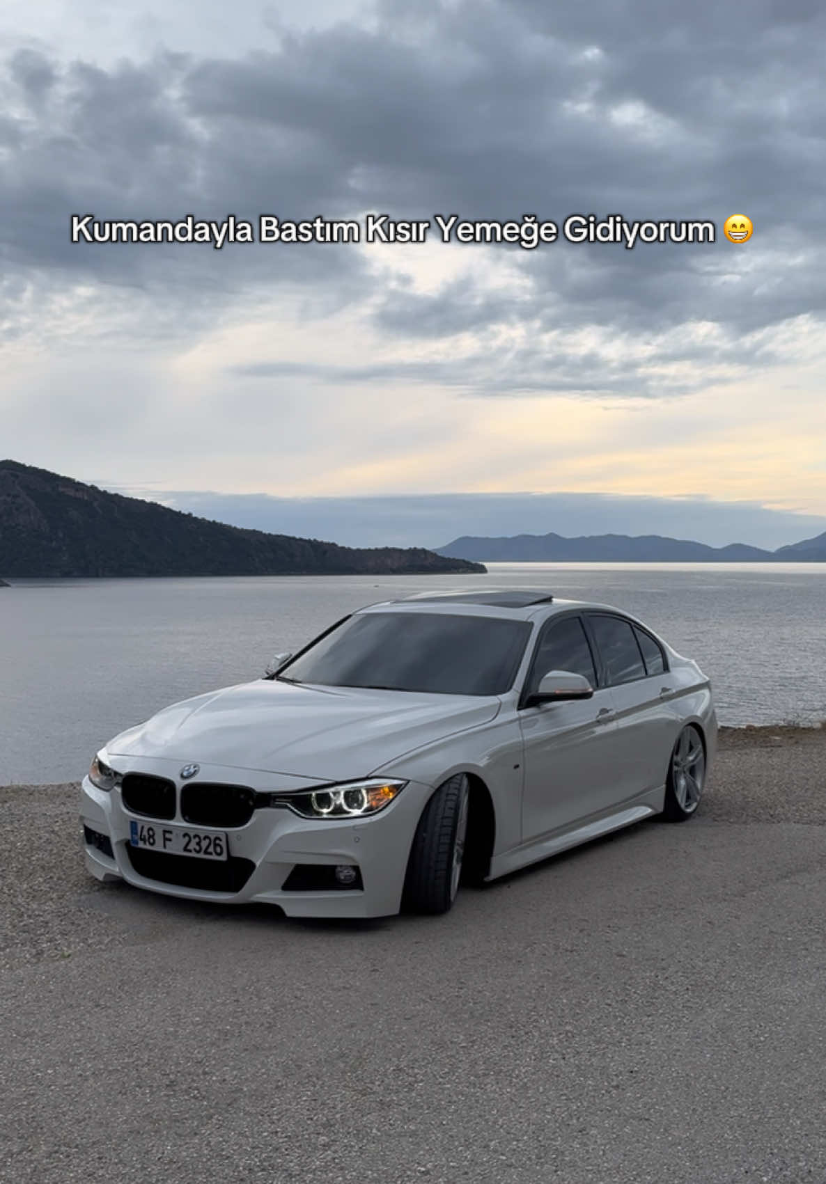 Kumanda sadece tv açmaz 😅🤣 #modifiye #sade #bmwmotorsport #keşfetteyizzz @Mustafa Avcı @Halil ibrahim semerci @Hobi garaj 💎 