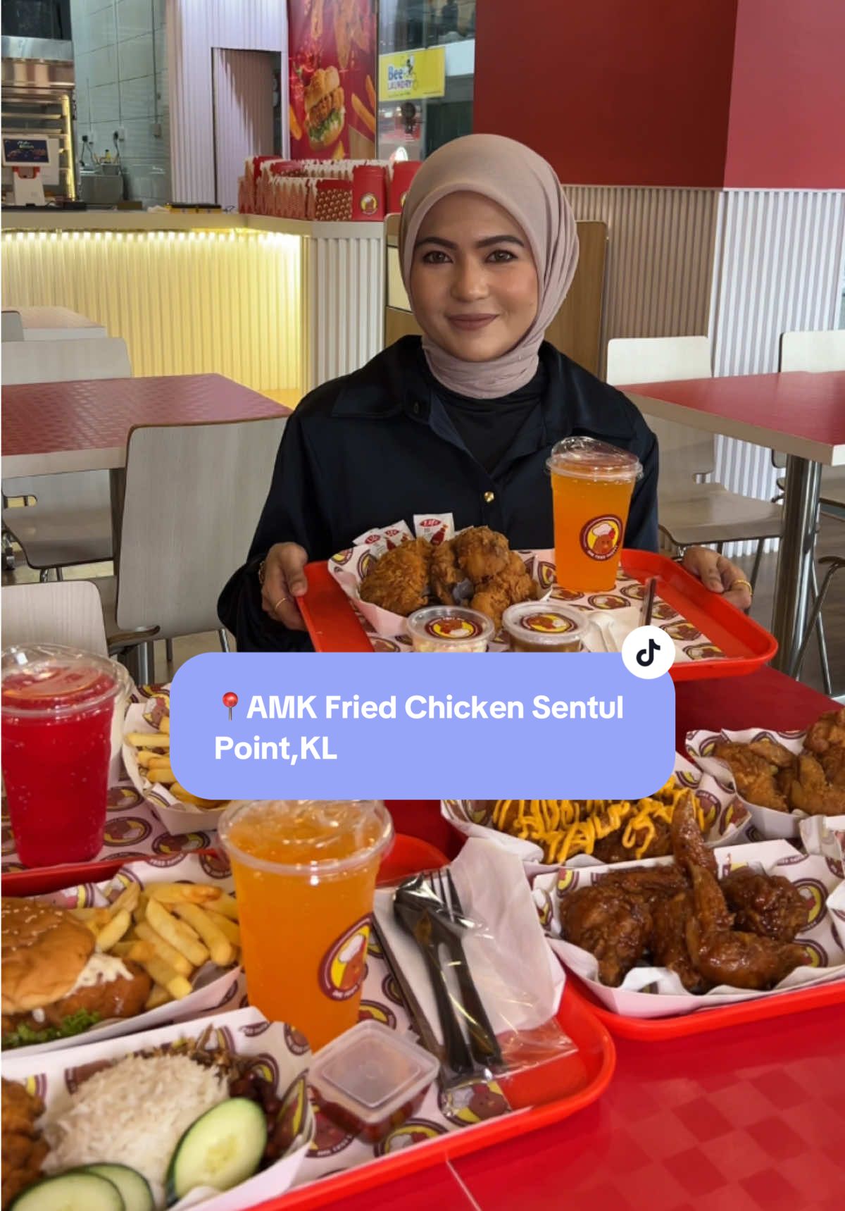 NAMPAK MACAM SAMA , TP BUKAN ! YG PENTING RASA NAK SAMA 🤣 MUSLIM OWNED  📍AMK Fried Chicken Sentul Point,Kuala Lumpur ✅24 hours open #fyp #syafiqahreviewmakan #MakanLokal #fyppppppppppppppppppppppp #Foodie #viraltiktok #tiktokmalaysia #kfc #muslimowned #klfoodie #kualalumpur 