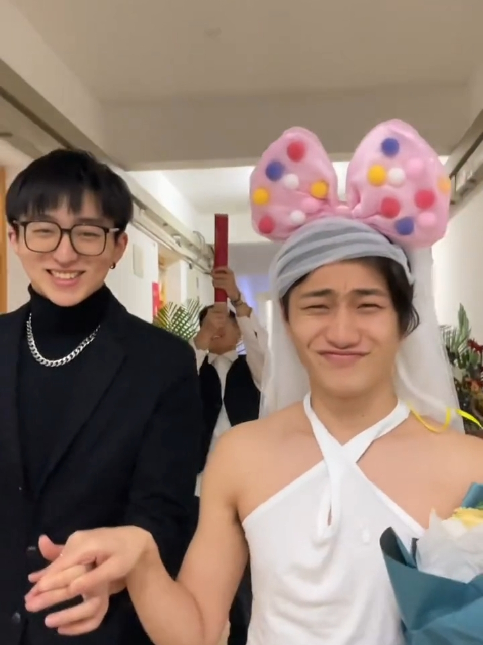 ký túc xá nam có gì 🤵👰 #viral #douyin抖音 #kytucxanam #fyp #funny 