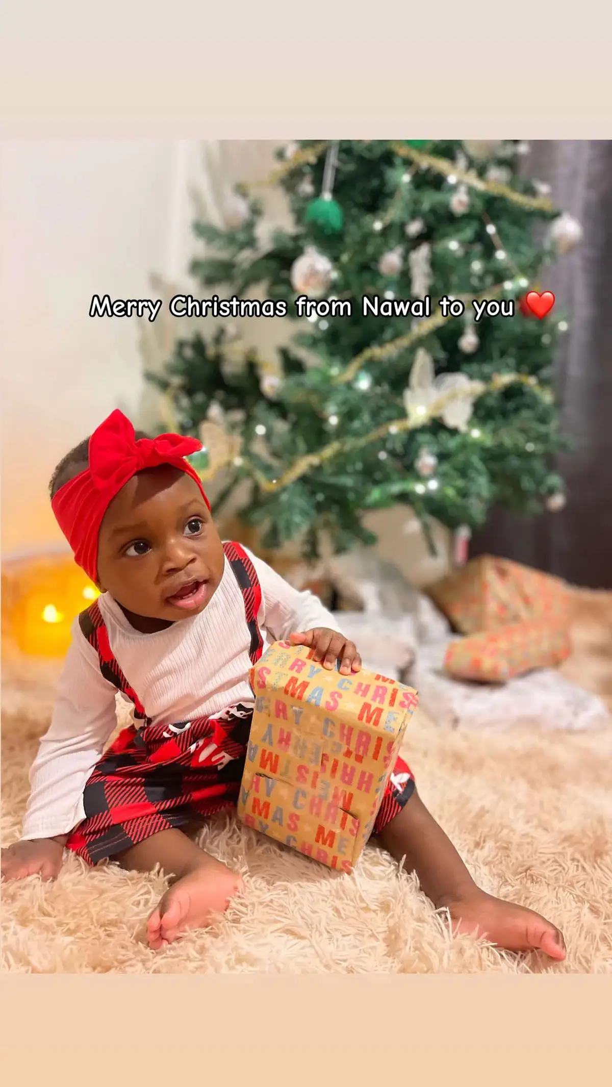 My first Christmas 🤭 and I will make sure I enjoy the Christmas chicken 🐔  #babylove #baby #babygirl #growwithnawal #growwithnawal #parenthood #christmas 