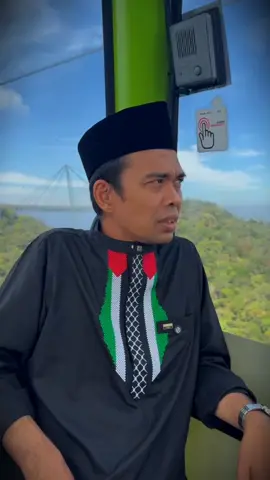 Nikmati alam yang indah bersama keluarga, kesempatan Tidak datang dua kali #ustadzabdulsomad #uas #katakata #liburanseru  #tahunbaru2025 