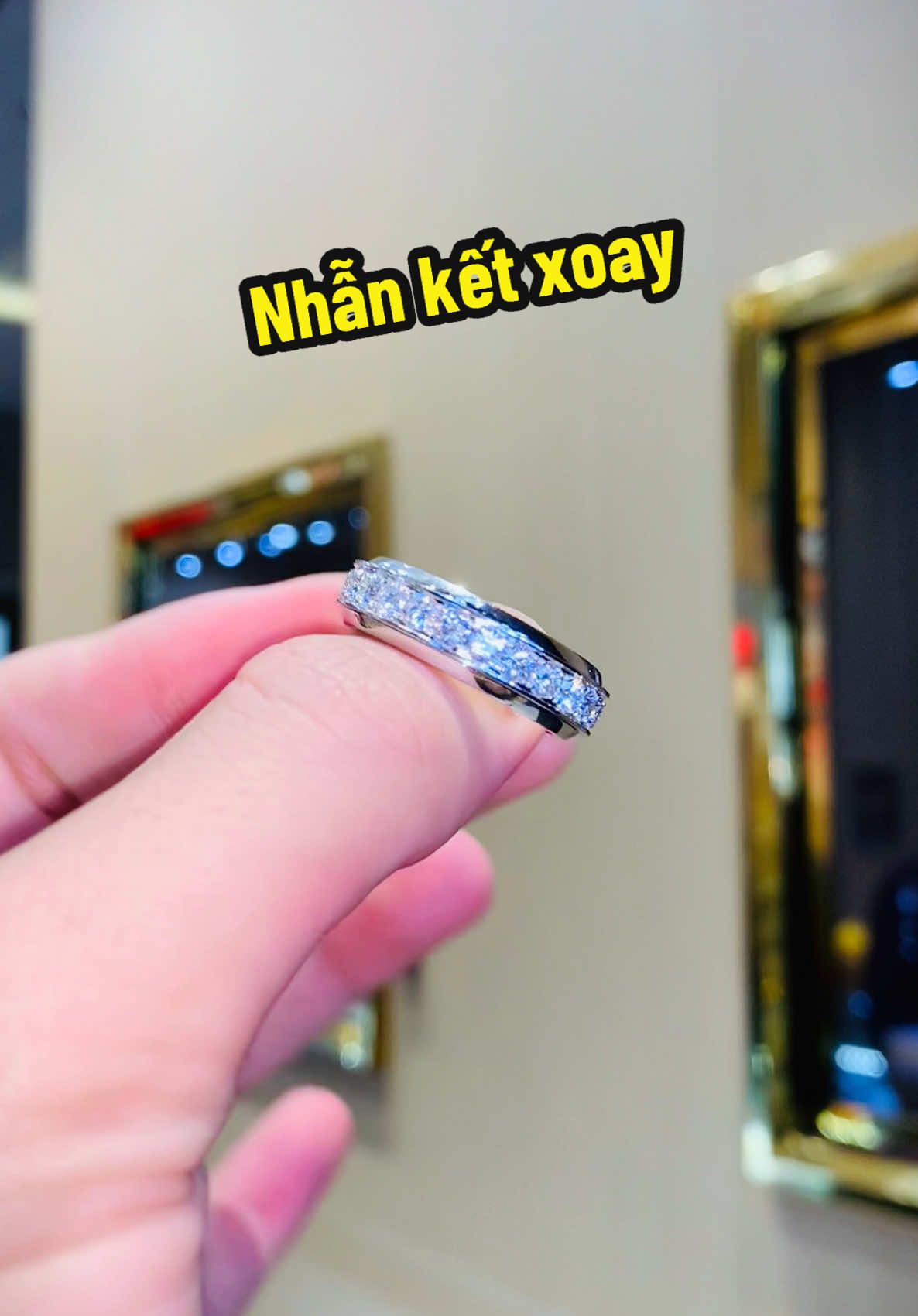 Nhẫn kết xoay đính full kim cương thiên nhiên tròn vô cùng lấp lánh #tamluxury #tamluxurydiamondjewelry #trangsuc #kimcuong #nhẫn #xuhuongtiktok 