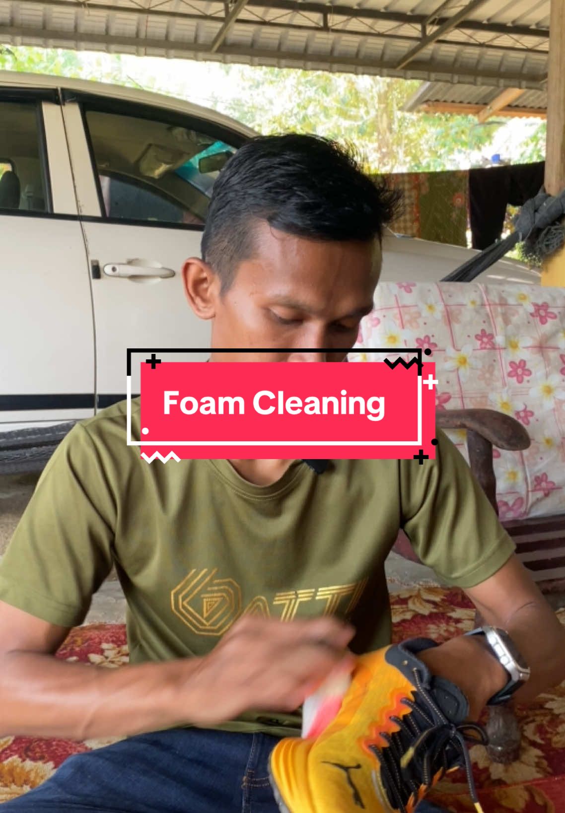 pencuci kasut dari kotoran. Kalau basuh guna air kasut mudah rosak. boleh guna nii Foam Cleaning. #foamcleaner #pencucikasut #sneakers 