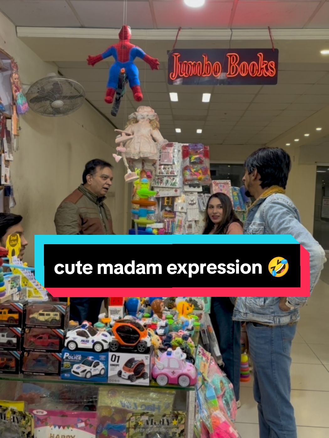 cute madam expression 😂 #😂 #rj_nazim_official #siasi_shoorli #girlvoiceprank #entertainment 