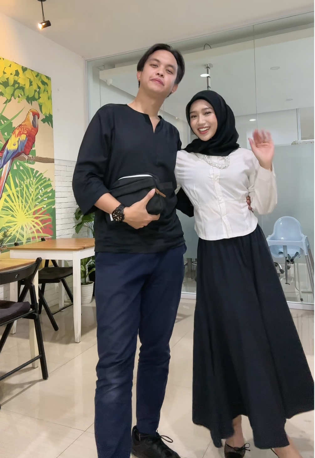 another day another outfit check with bf 🤍  using top from @Casella Apparel  #fyp #coupletok #Outfit Cowok Berwarna #couple #outfit 