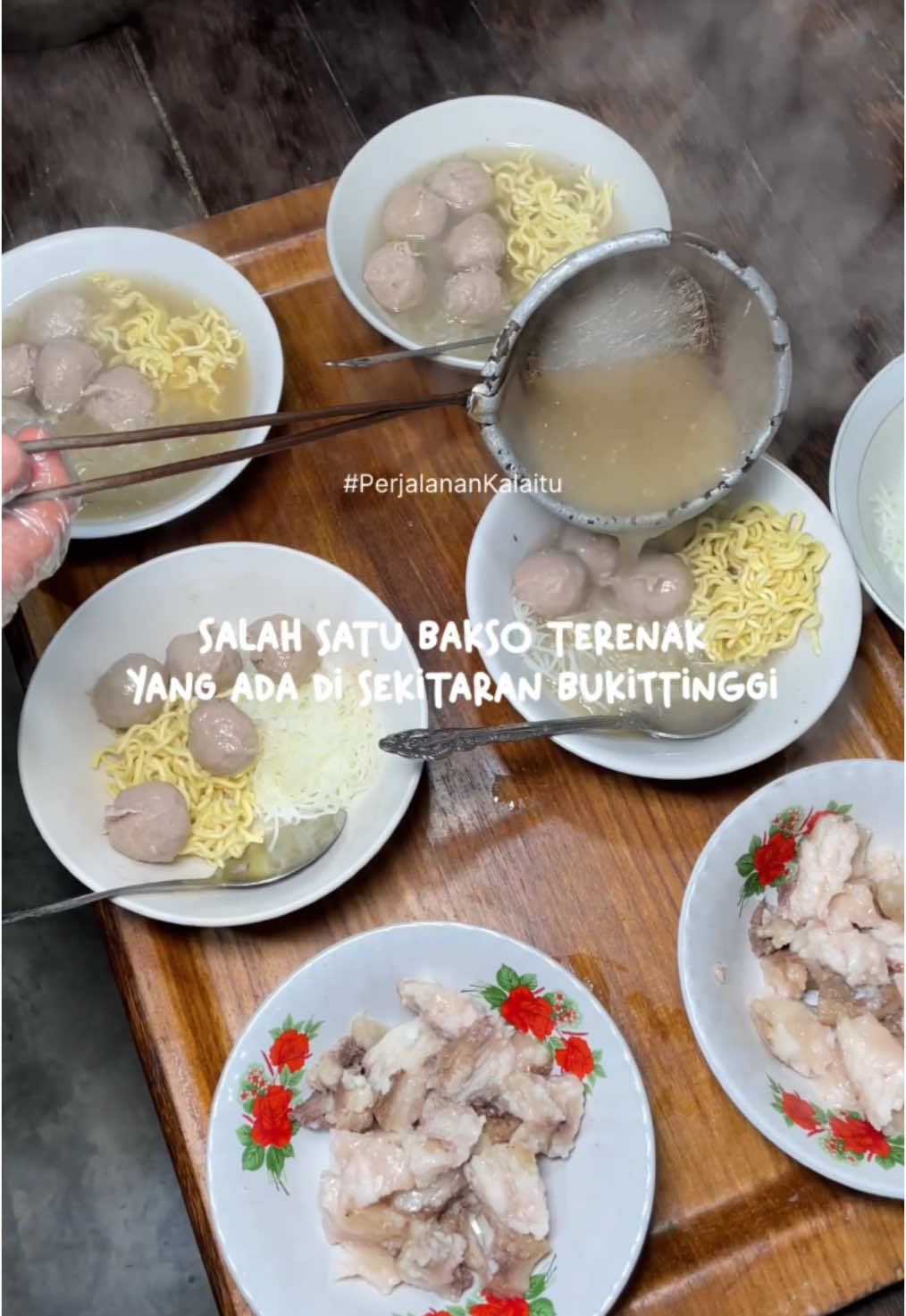 #perjalanankalaitu Bakso iga Hockey‼️ Kalau ke bukittinggi kalian wajib cobain bakso yang satu ini😍 #baksoigahockey #baksobukittinggi #bakso #kulinerbukittinggi #kulinerminang #kulinerminang 