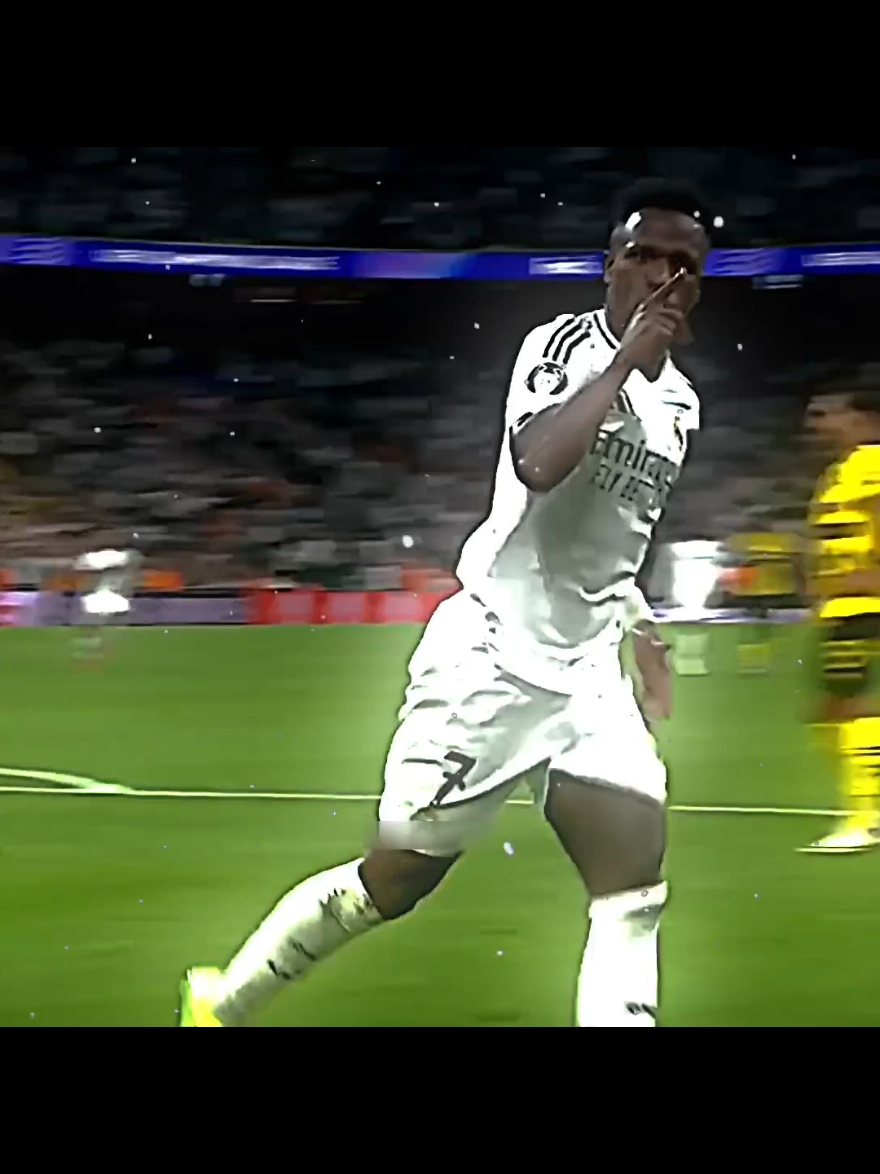 رقم 7في مدريد يعني رقم 1 🦁#footballtiktokerstar #explore #footballtiktoker #foryou #Real #Explore #Vinicius #barcelona #realmadridfans #realmadrid #barcelonasc #barcelonasc #footballtiktok #realmadridfc #foryo #barcelonatiktok 