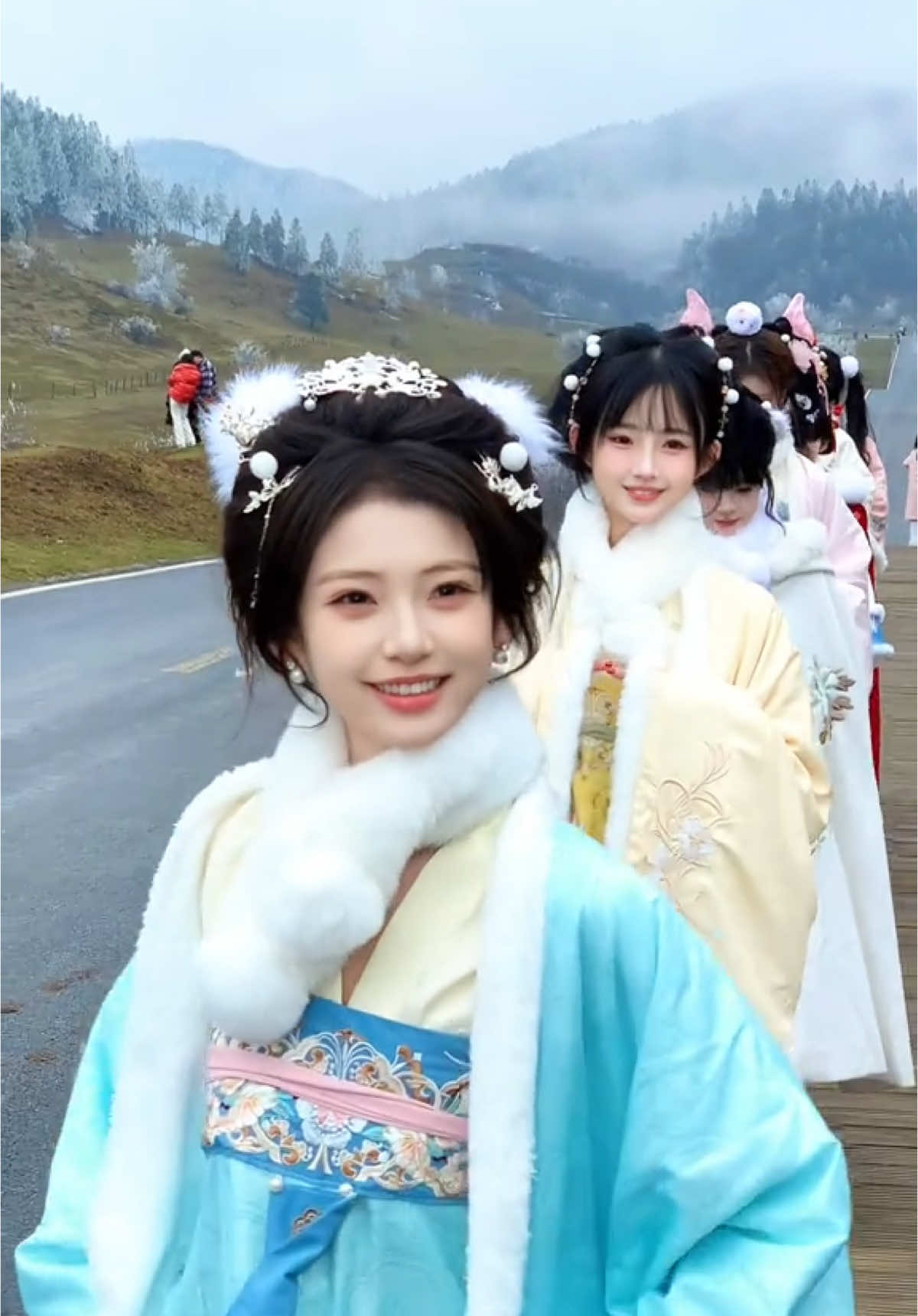 难怪叫“仙女山”呢 #耍雪就去仙女山 #仙女山上当仙女