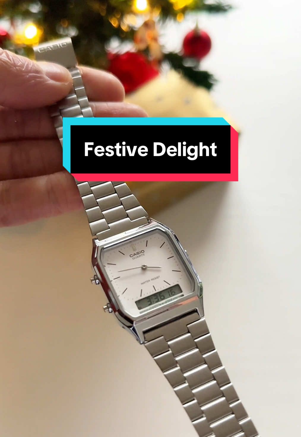 Wishing all our fans and followers a merry Christmas. 🫶 What was under your tree this morning? 🎄  @G  #casiovintage #casiowatch #merrychristmas #christmastok #unboxingvideo 