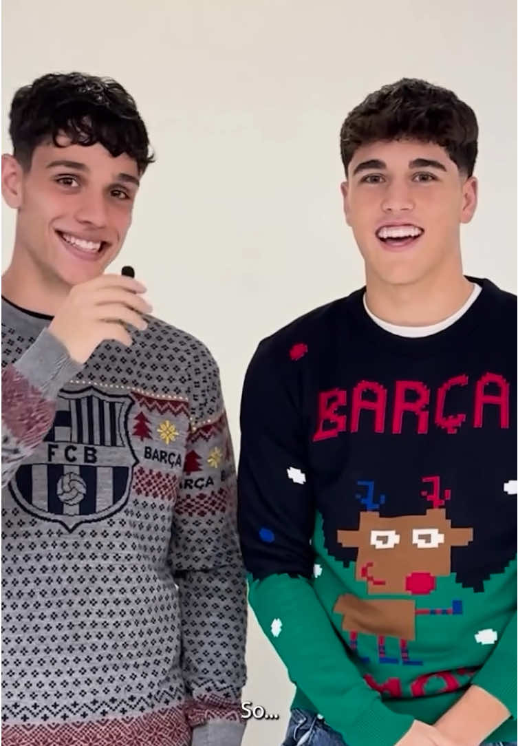 what they're doing JAJAJAA🤣🤣  #hectorfort #paucubarsi #fcbarcelona #parati #christmas