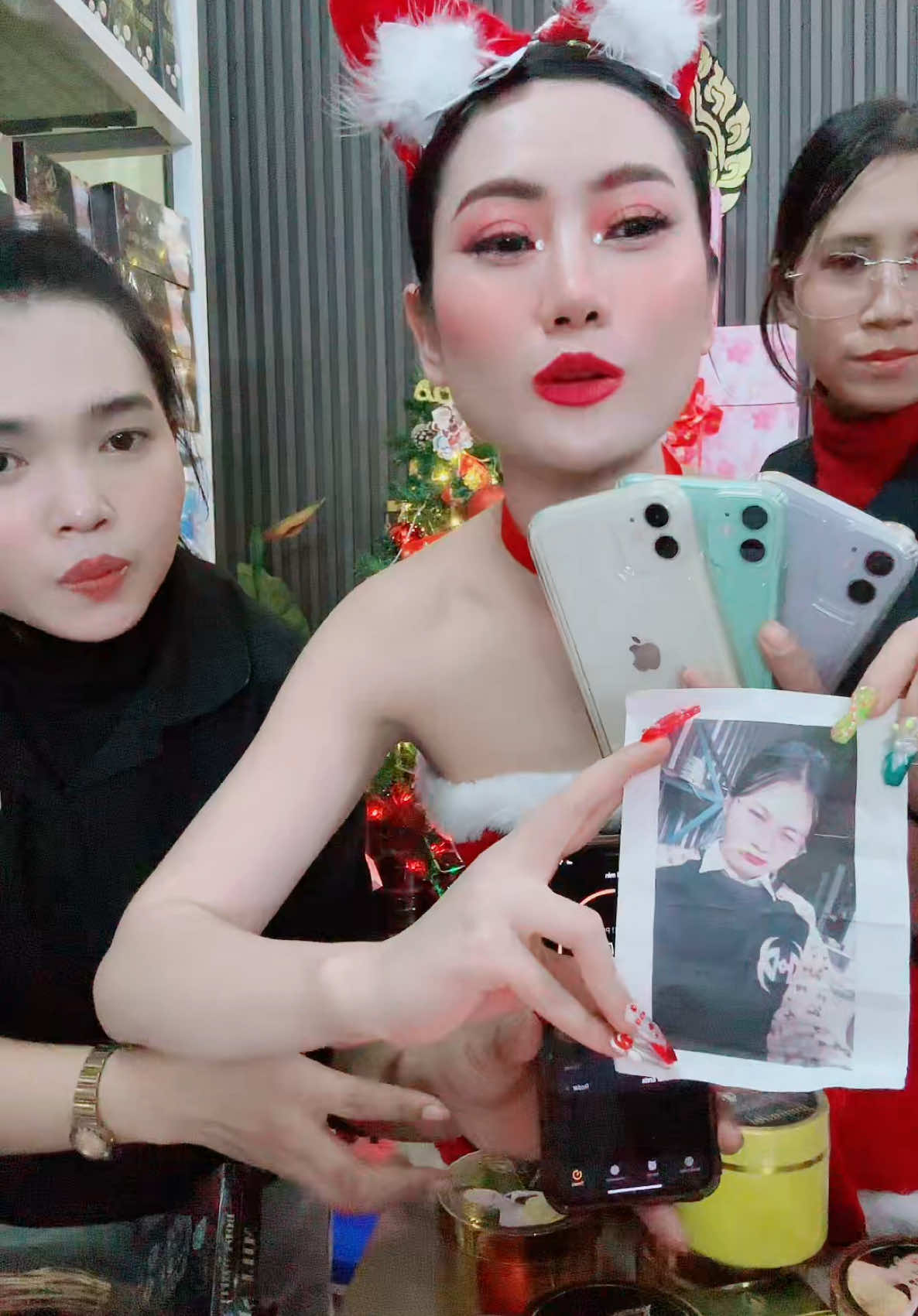 😍😍😍😍🎄🎄🎄🎁🎁🎁@MOMMY LIN  ម៉ាមី លីន #cksl77 #mommy #mommy #cksl❤️‍🔥🧡 #fypシ゚viral #fyp #foryoupage #funny #fypシ #foryou #funny 