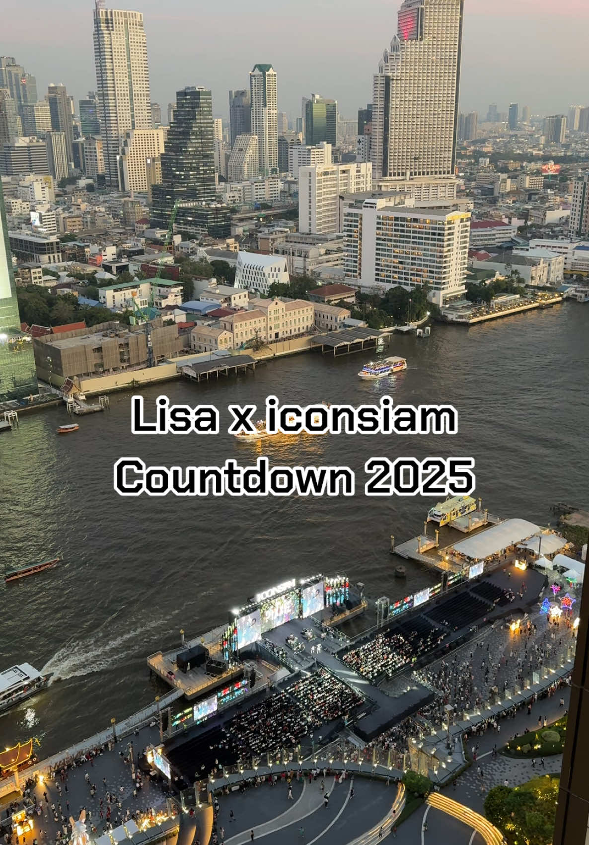 เค้าท์ดาวน์2025 ลิซ่าxไอคอนสยาม #lisaxiconsiam #lisaxiconsiamcountdown2025 #lisa #lisablackpink #blackpink #countdown2025 #newyear2025 #bangkok #thailand 