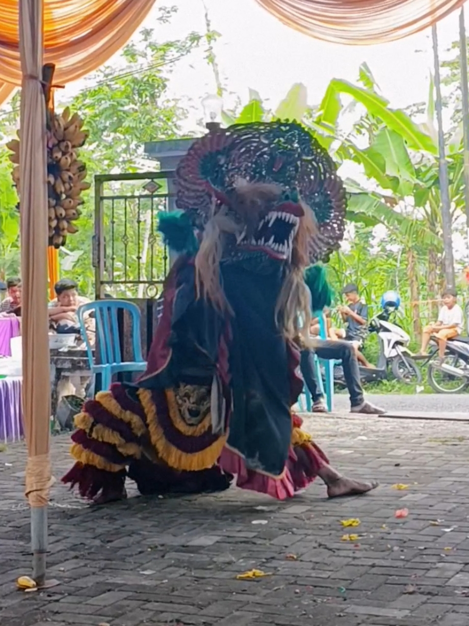 NEW AWEWE @Mas Septian 87 @Mas Septian 1987  Music by : @niatok5  .  .  #gembongbawono #gembongelumajang #rampakbarong #jaranan #GB👹 #culture_project #fyp #viral #xybca #apt #thailand 