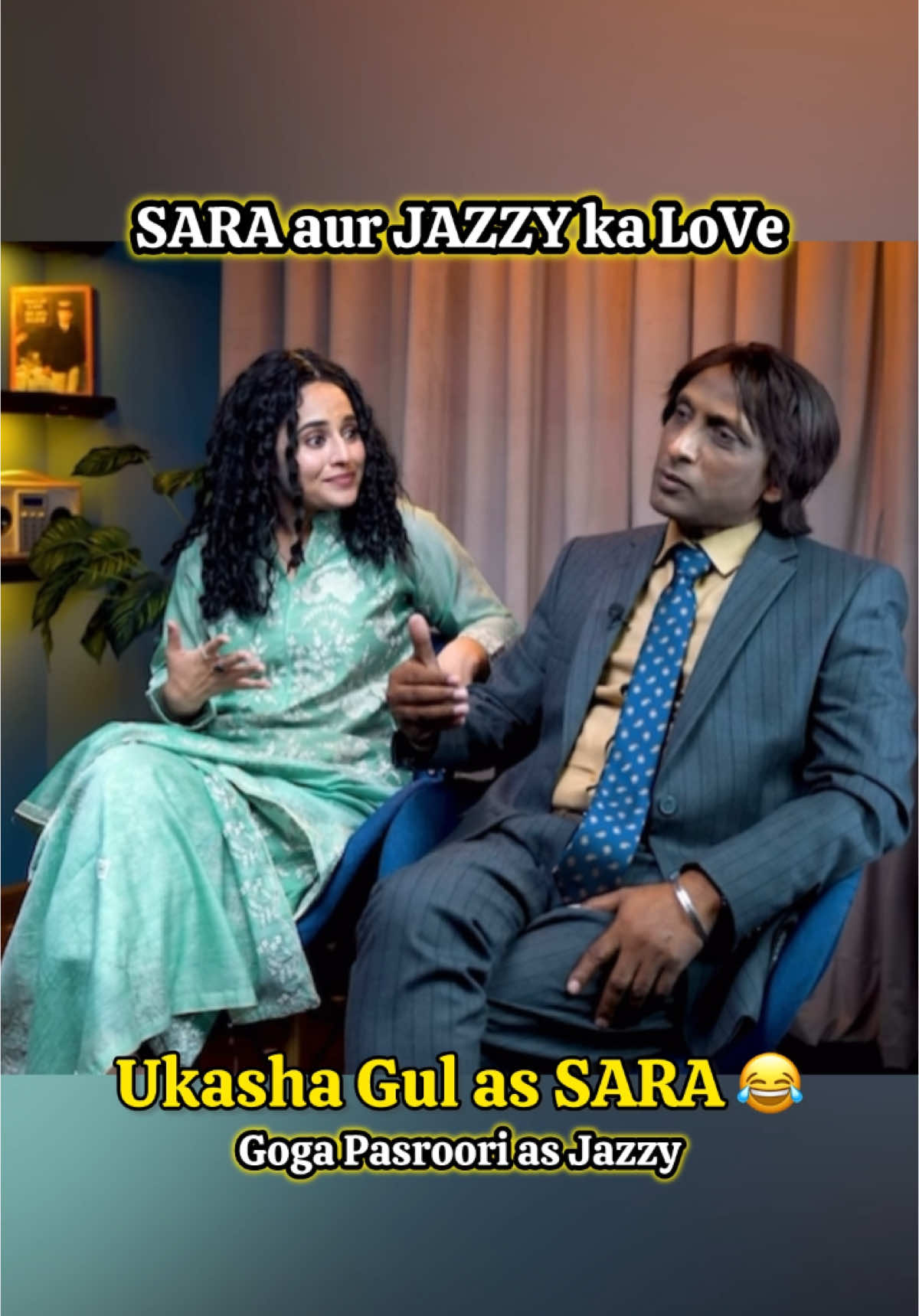 Sara aur Jazzy Ka LOVE 😂 #ukashagul #viral #trending #foryou #foryoupage #fyp #funny 