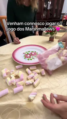Um jogo giro para fazer com a Família 🩷 #fyp #natal #marshmallow #game 