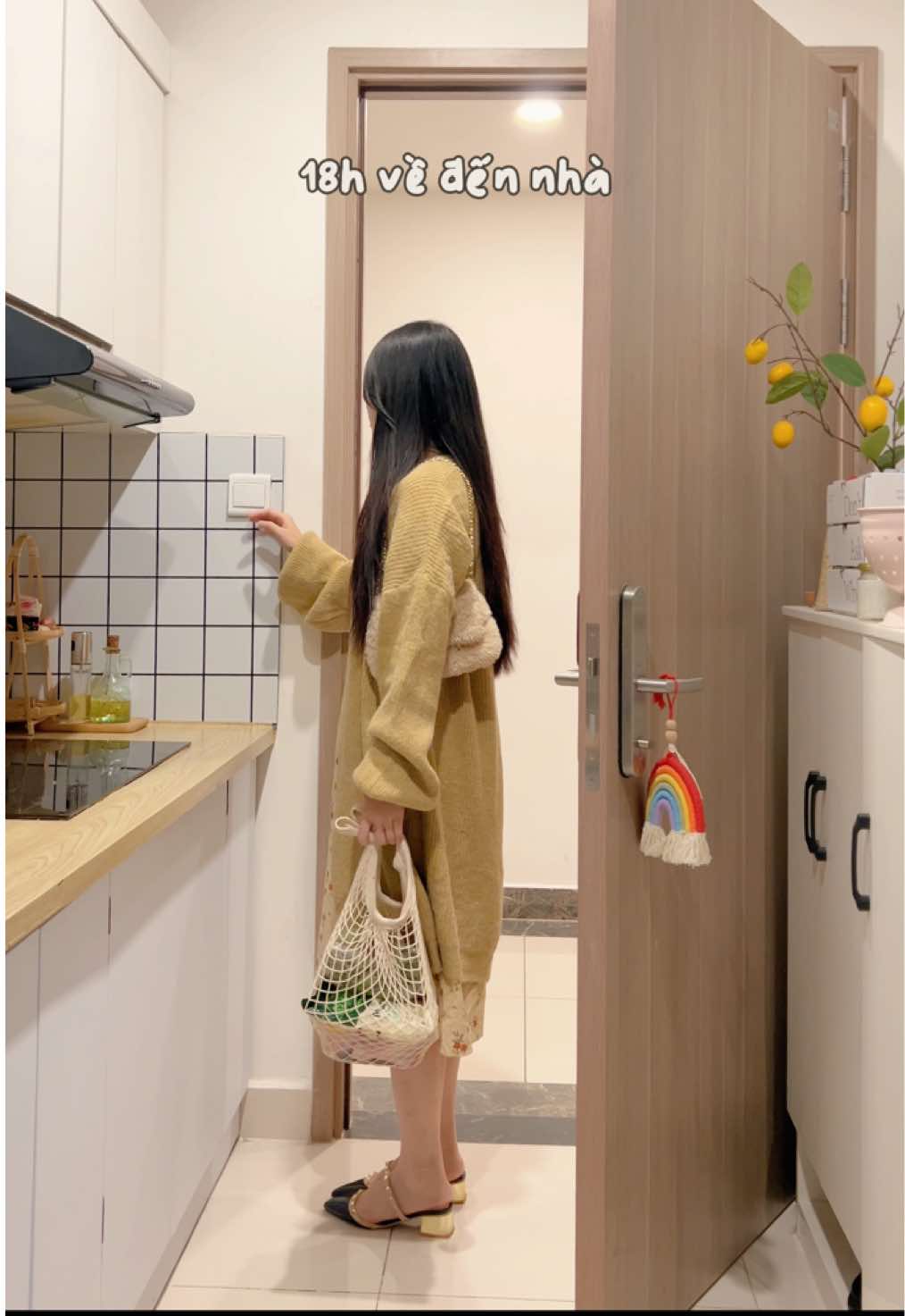 · cuộc sống sau giờ tan làm 🐣 #lynkamdaily #dailyvlog #cuocsongthuongngay #vlog1ngàycủamình #aestheticdailyvlog #healthylifestyle #aesthetic #fyp #DailyRoutine #livingalone #Vlog #afterwork #cookingtimevlog #mydayroutine #dailyroutinevlogs #bearvietnamofficial #noinaucham