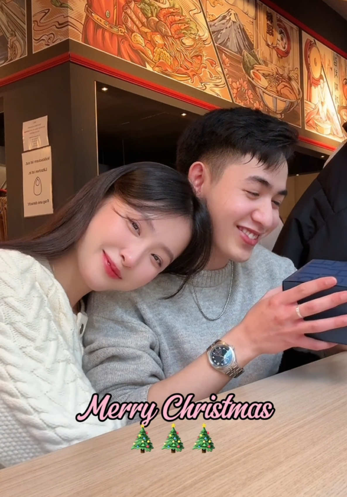 Tặng quà Giáng sinh bất cả ngờ cho bác @Vũ Lê hí hí 🦦🎄🐷 #bachluuduong #christmas #fyp #xh #noel #gift #surprise #couple #couplegoals #xuhuongtiktokk