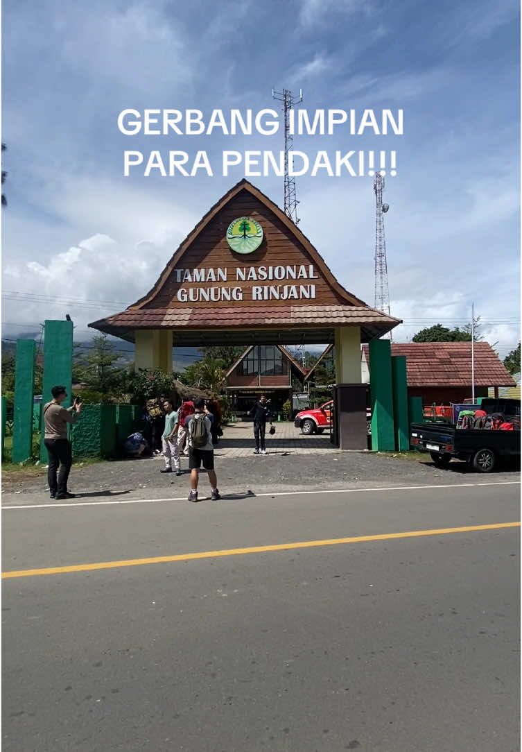 alhamdulillah pendakian pertama langsung ke gunung impian pendaki 🥷 #pendakigunung #pendakiindonesia #rinjani #sembalun #gunungrinjani 