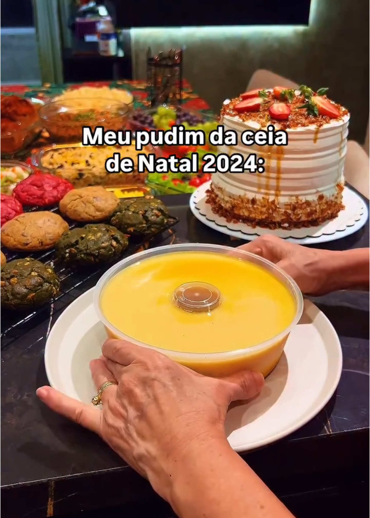 É claro que teria que ser o Pudim Tradicional 🎄🤩 Qual foi o sabor da ceia de vocês?  #pudim #pudimcremoso #pudimgourmet #pudimdeleitecondensado #pudimperfeito