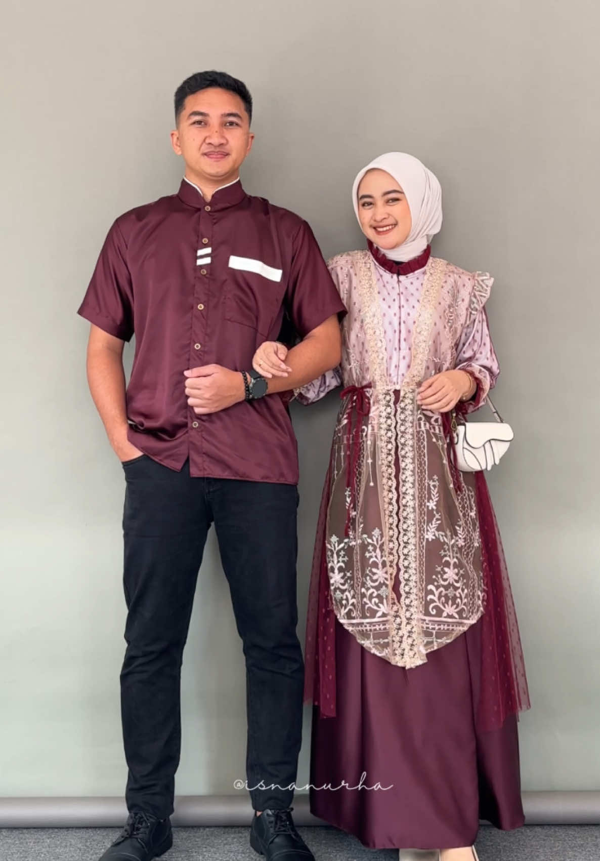 200ribuan udah dapet baju couple buat lebarannnn, spill ngga?? #fyp #outfitinspo #outfitinspiration #ootdlebaran #lebaran2025 #outfitcouple #outfitlebaran 