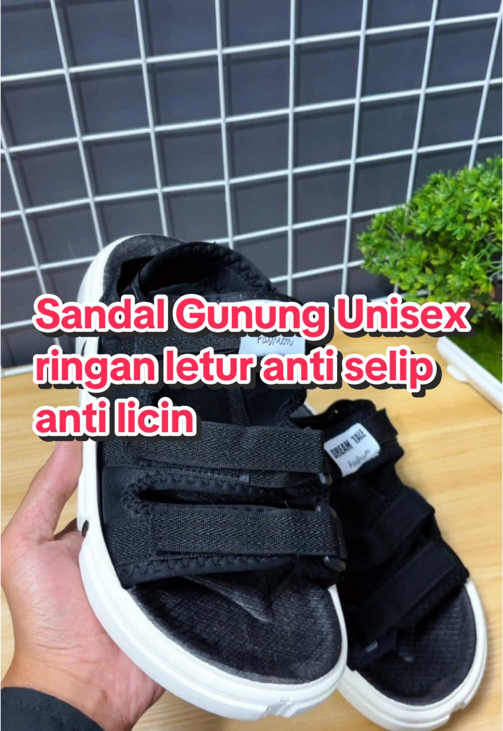 sandal gunung efrain unisex import ringan kuat anti selip tidak licin #sandalgunung #sandaloutdoor #sandalslop 