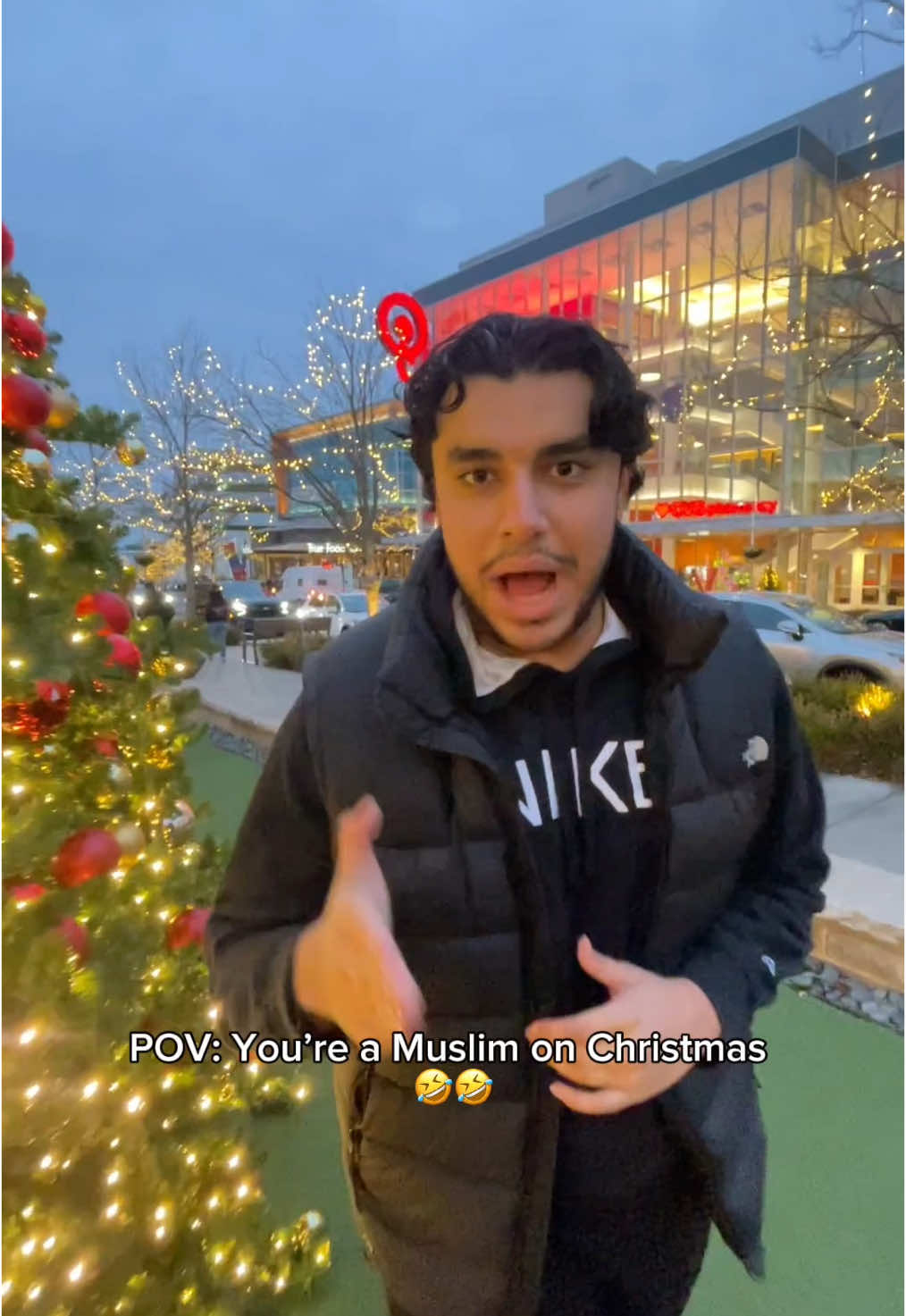 POV: You’re a Muslim on Christmas 🤣 . . . #fyp #dmv #virginia #northernva #arab #desi #muslim #muslimtiktok #islam #ArabTikTok 