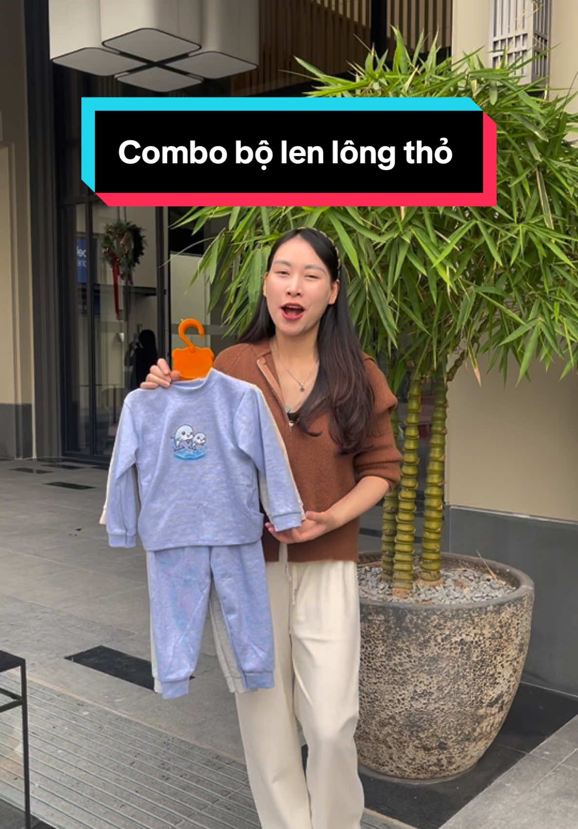 Combo 3 bộ len lông thỏ cho bé xinh lắm ạ #giadinhchipchip #review #thoitrangtreem #bolenlongtho #bododaitaychobe #bothudongchobe #bodochobe 