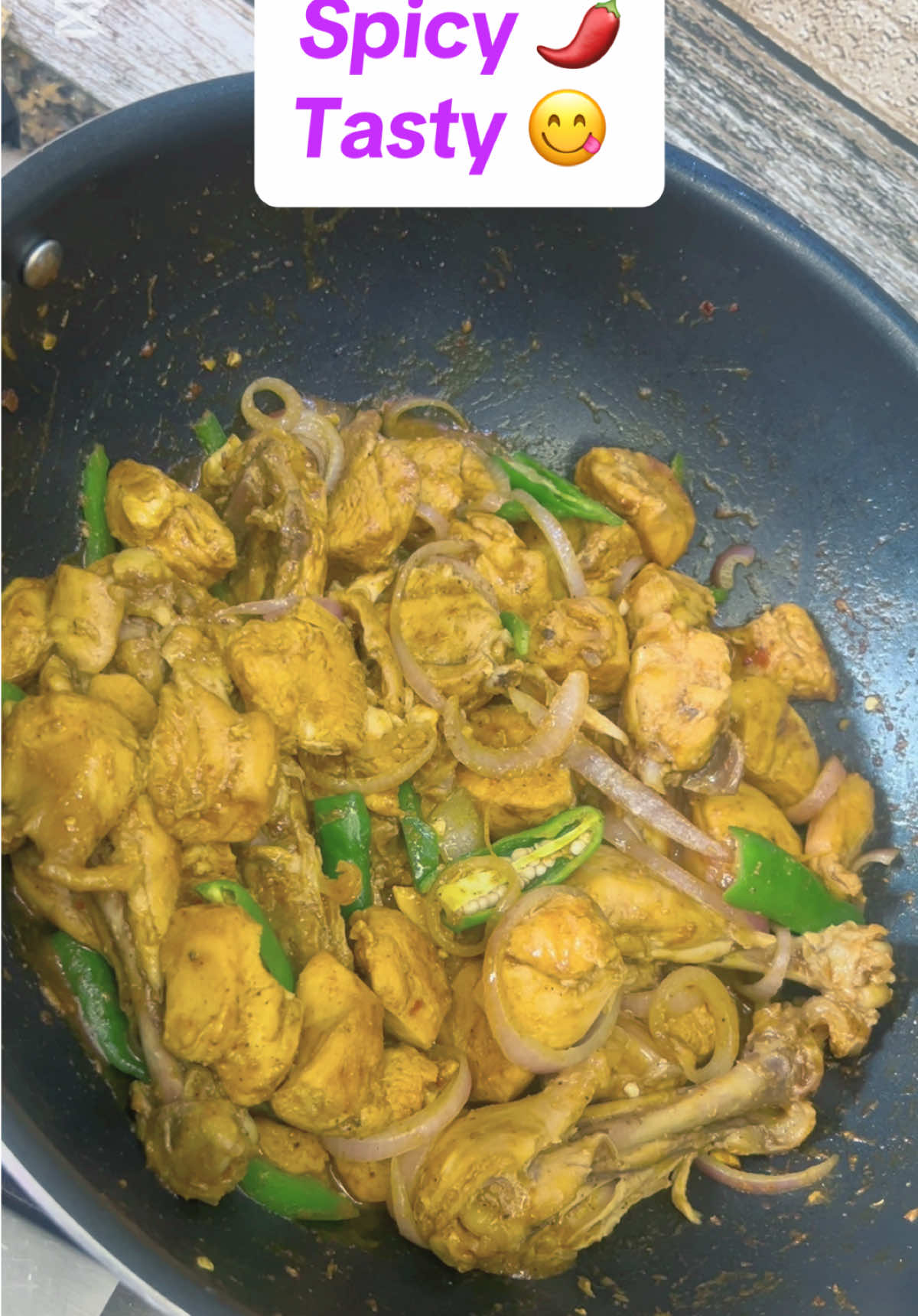 Steam chicken. #fyp #fypppppppppppppp #cooking #Recipe #recipesoftiktok #pakistanifood #spicy #foryoupage❤️❤️ #trendingvideos #explore #growmyaccount #foryoupageofficial #viral_video #viraltiktokvideo #fyppp 