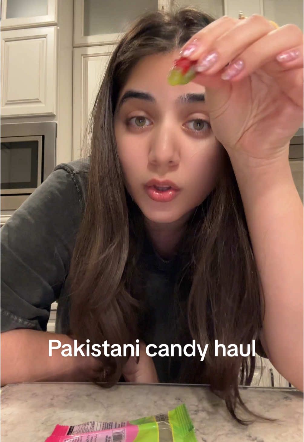 I’m so upset because I love chilli milli and amrood jelly #pakistan #candy 