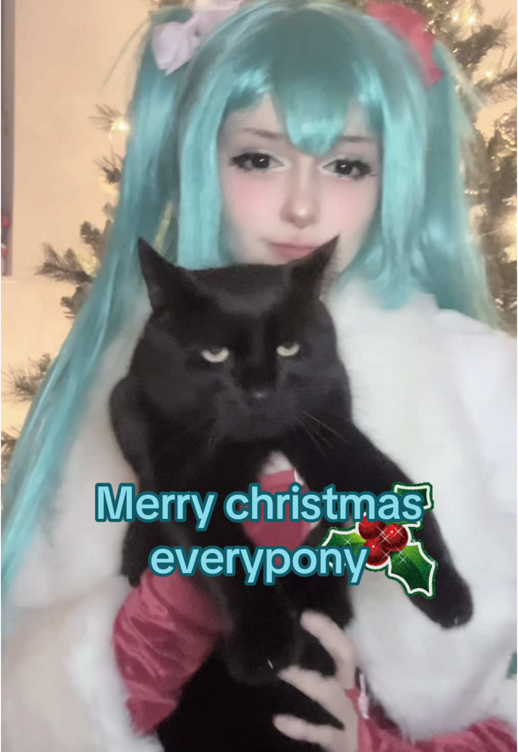 early post bc im feeling jolly 🙂🎄 #mikuhatsune #miku #mikucosplay #vocaloid #vocaloidcosplay #hatsunemiku #hatsunemikucosplay #pjsk #pjskcosplay #christmas #christmascosplay #christmasmiku 