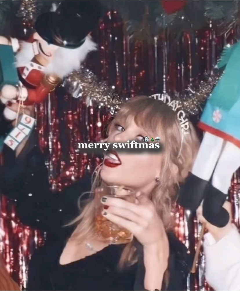 merry swiftmas ☃️🪩🎄 #swifties #christmas #christmastreefarm #taylorswift #swiftmas #fangirl 