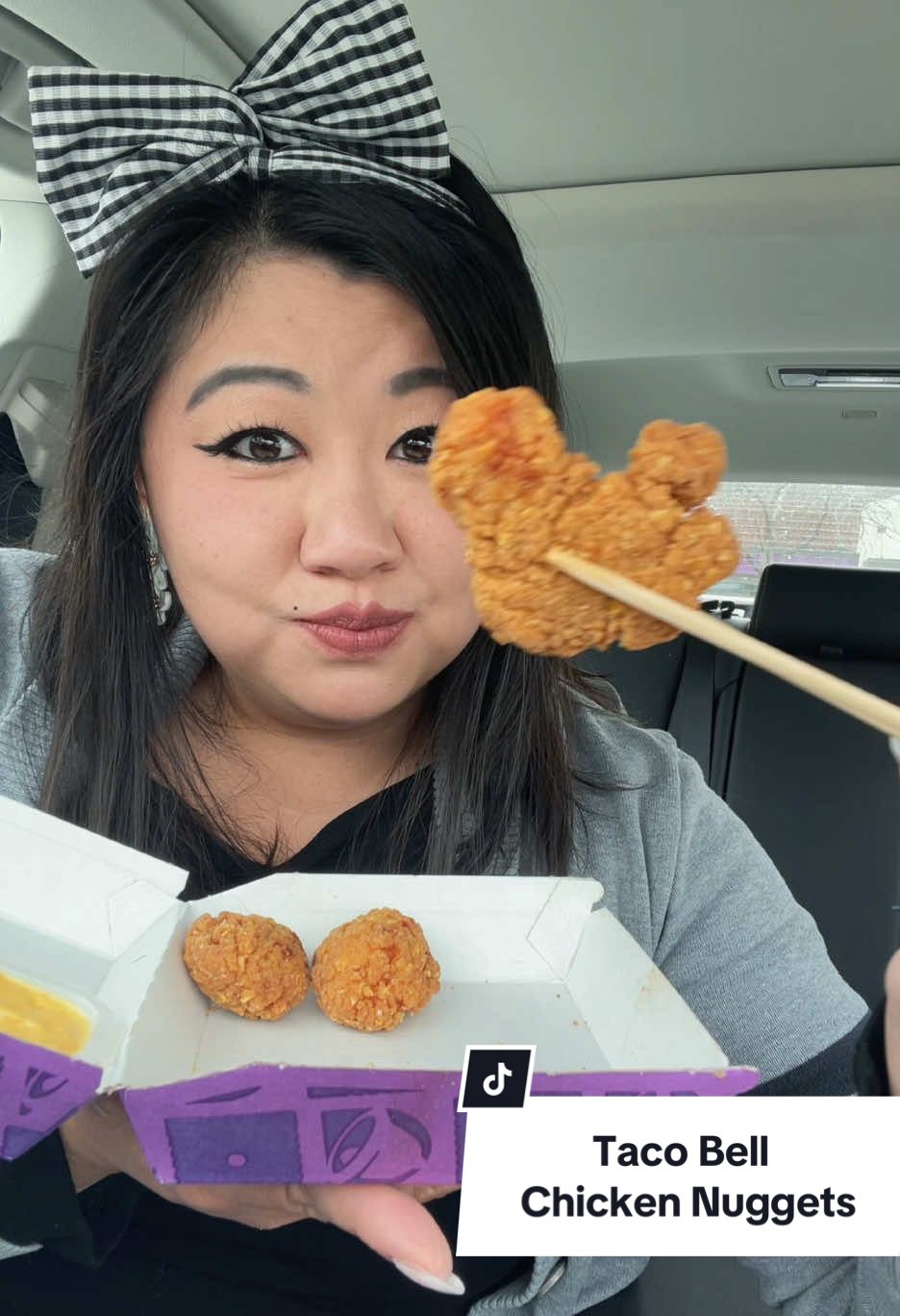 Yummm🤤 #foodtiktok #FoodTok #FoodLover #tacobell #chickennuggets 