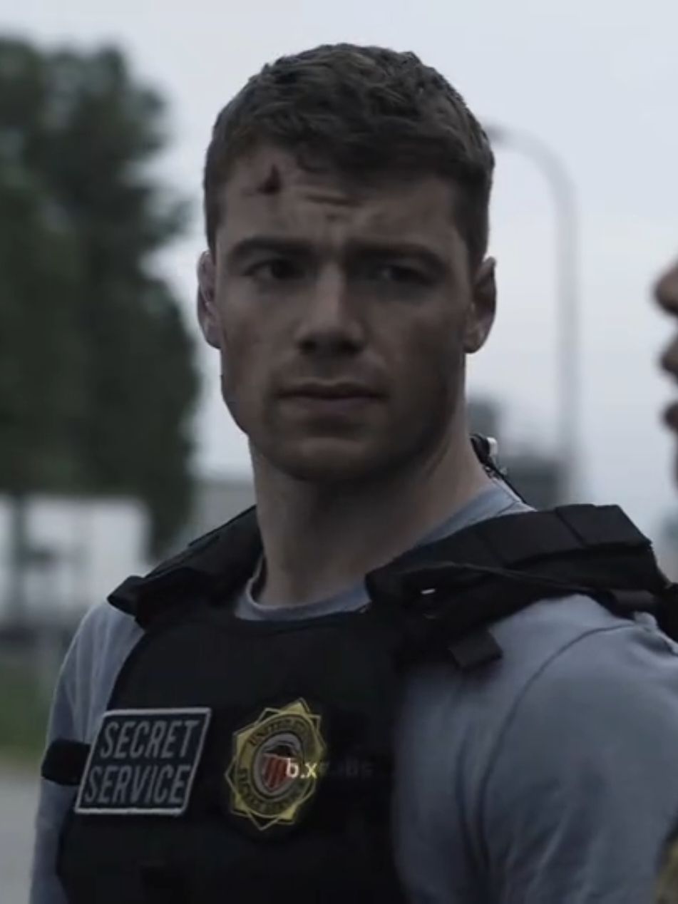 can't wait for s2 #nightagent #petersutherland #gabrielbasso 