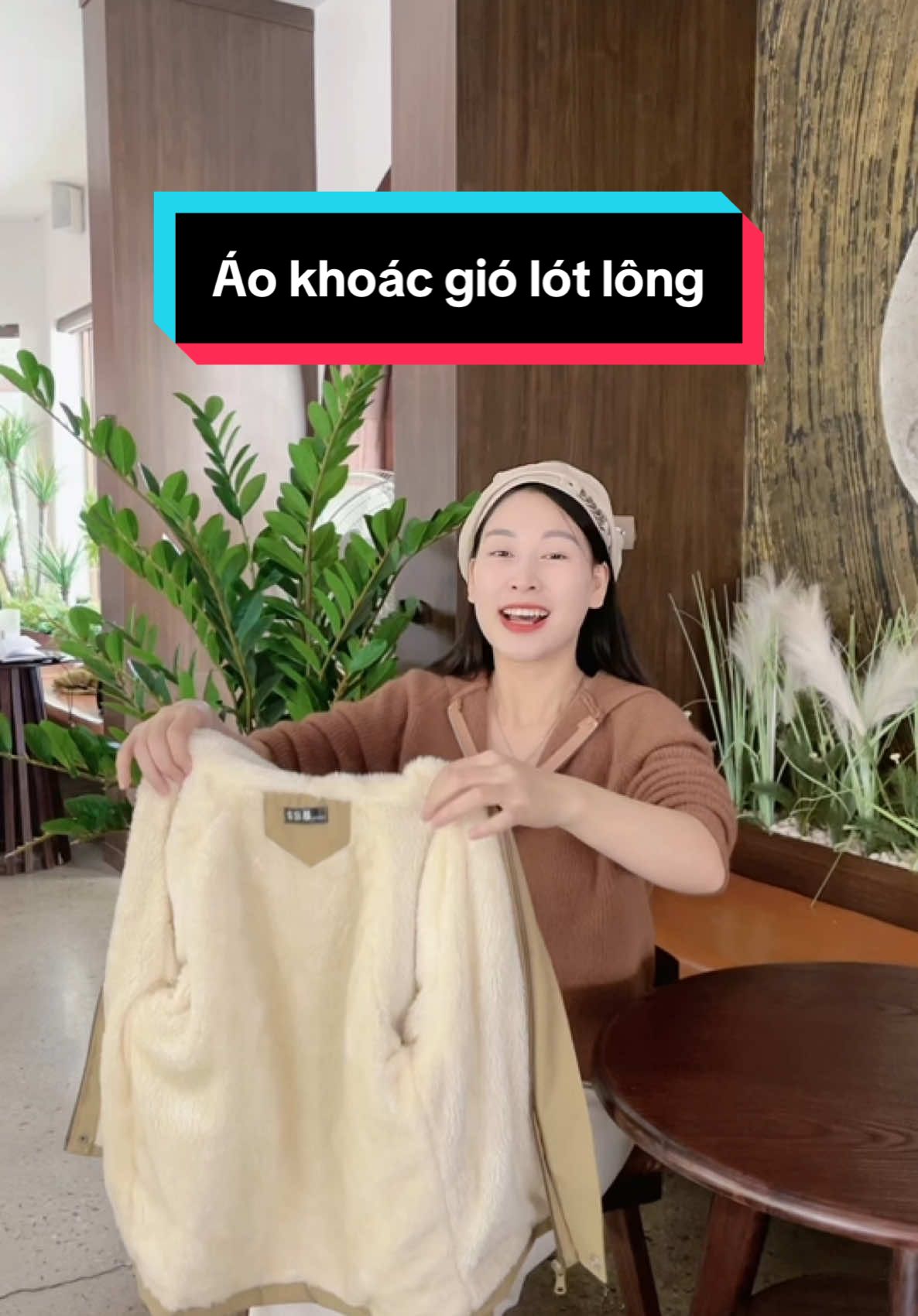 Áo khoác gió lót lông toàn bộ áo #giadinhchipchip #review #thoitrangtreem #aokhoaclotlong #aopakalotlong #aokhoaclotlongchobe