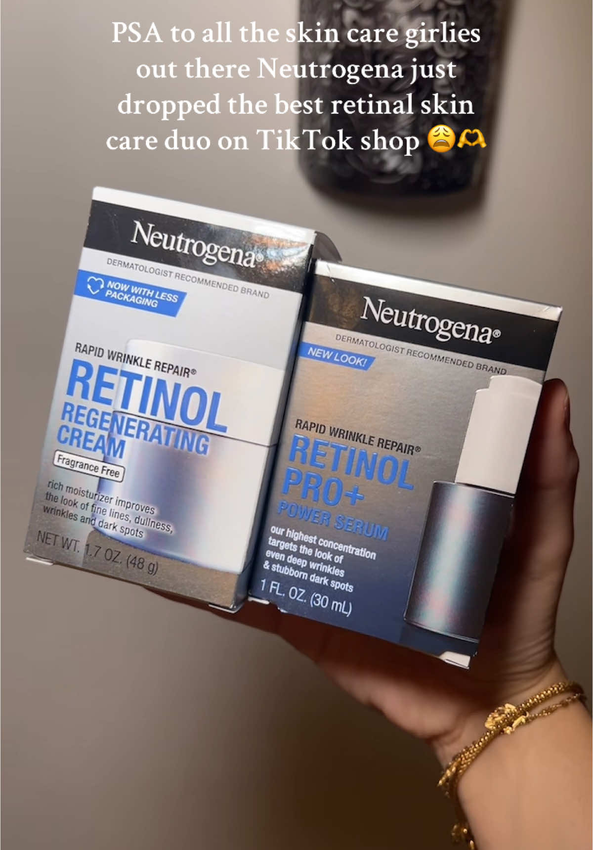 You best believe I ran 🏃‍♀️🏃‍♀️##creatorsearchinsights##tiktokshopholidayhaul##skincare##aging##retinal##skin##viral##TikTokShop##skincareroutine##unboxing##finds##wrinkle##age##beauty##giftguide##winterfinds##neutrogena