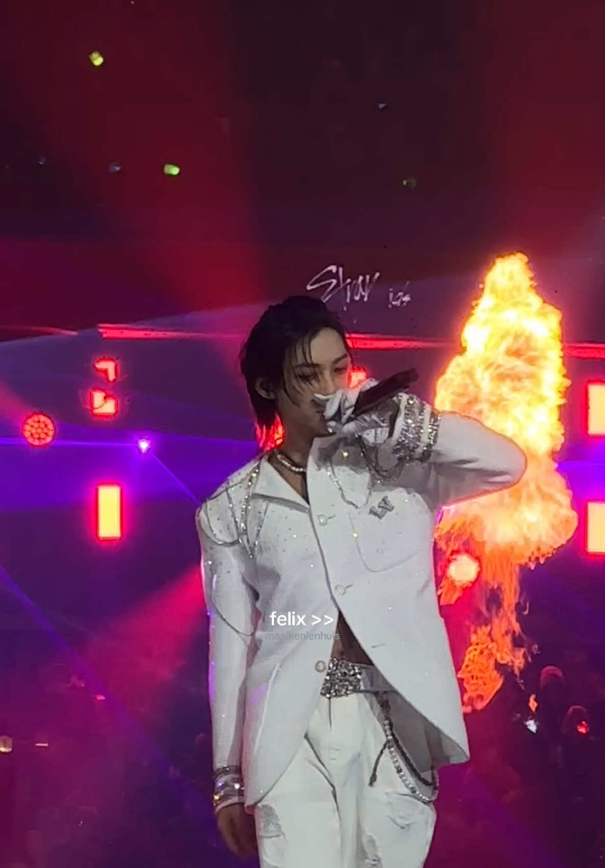 this hair on him omg 😭 #skz #straykids #stay #felix #sbsgayodaejeon2024 