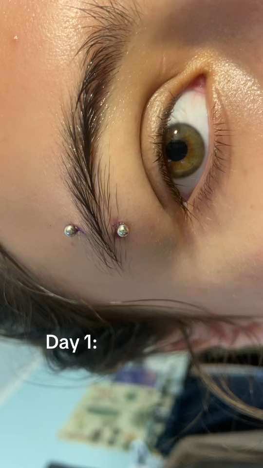 Eyebrow piercing healing process😜. The pain was definitely a 9/10, I felt the pain in my knees. But it healed perfectly and left a minimal scar when I took it out! You can’t even see it tbh. I loved this piercing I would definitely get it done again! #eyebrowpiercing  #eyebrowpiercinghealing #eyebrowpiercing 