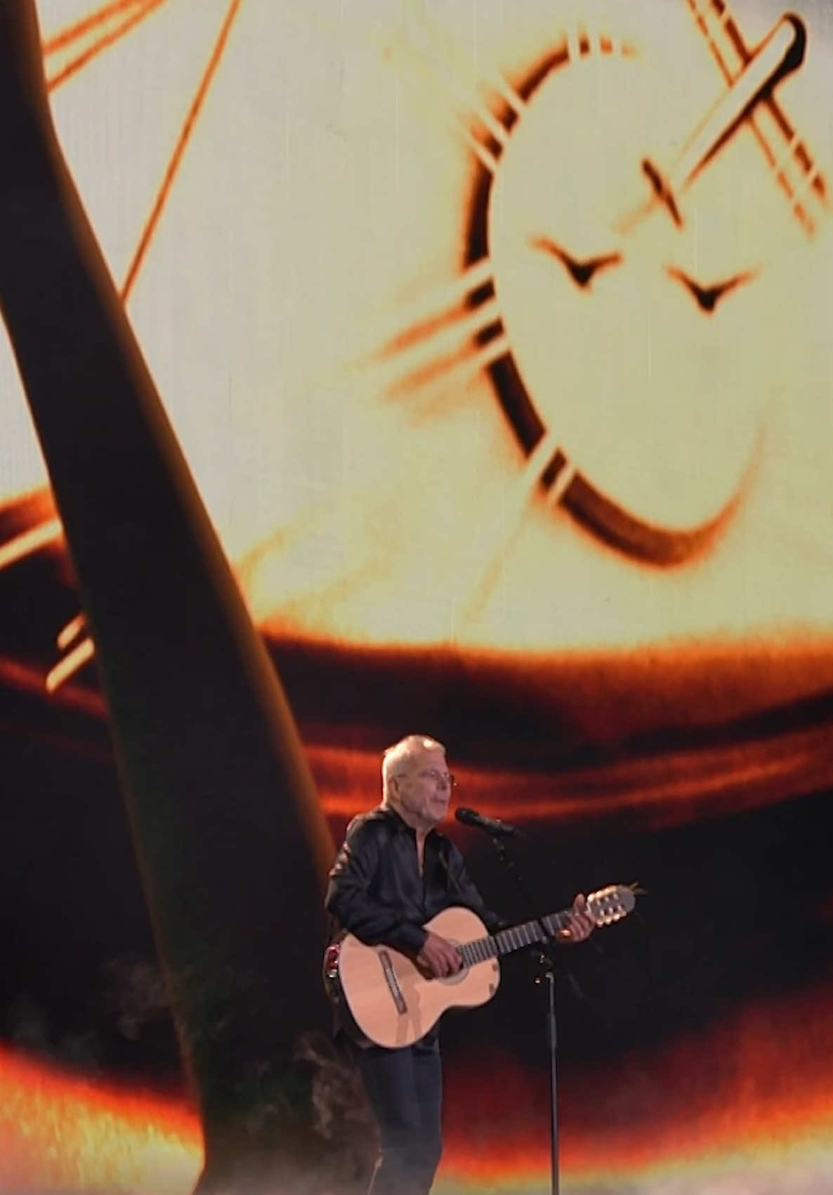 Ein ganz besonders berührender Moment bei der Helene Fischer Show 2024 ❤️ Reinhard Mey singt „Du kannst fliegen“ ✨ #reinhardmey #helenefischershow #ichfindschlagertoll #gänsehaut #hfshow24 