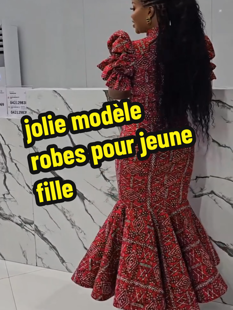 jolie modèle robes pour jeune fille #pourtoi #pagneafricain #fashion #azizoloyede #model #robe #africantiktok #pagnewax 