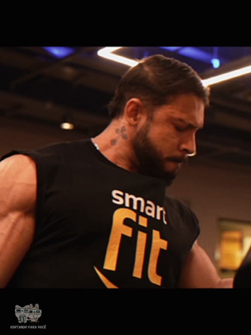 RAMON DINO BUGANDO A SMARTFIT #FYT #maromba #RAMONDINO #mrolympia  #classicphysique #SMARTFIT 