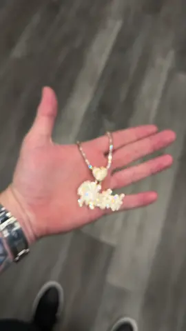 Your jewel as you want it, any width, length and weight ... -Showroom         📞 407-910-4391 -WhatsApp         📲 321-380-8451 -Whatsapp 2      📲 321-802-0494 -Custom orders 📲 321-900-5179  📌2475 michigan ave, kissimmee fl 34744 Financiamiento disponible  . . . #icedout #diamonds #hiphop #jewelry #gold #diamondwatch #cubanlink #bling #moneeey #cadenacubana #goldchains #vvs #rap #cubanas #customjewelry #luxury #fashion #dominicano #diamond #jewelrydesigner #goldminerllc #watch #jeweler #joyeria #realgoldminer #icedoutjewelry #cubanlik #jesuspiece #boricua #cubano 