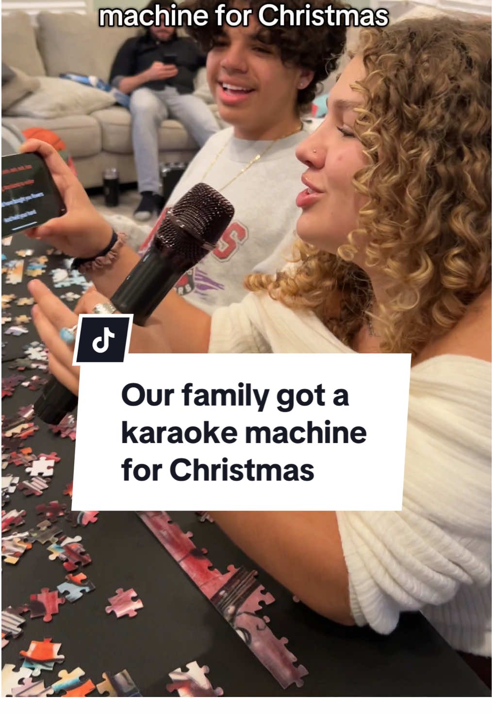 Merry Christmas from our family to yours! Here’s a reminder that karaoke machines make great Christmas gifts 😅🙈 . . . #familychristmas #funnychristmas #christmasgifts #christmastiktok #microinfluencer #engagefromthebottomup 