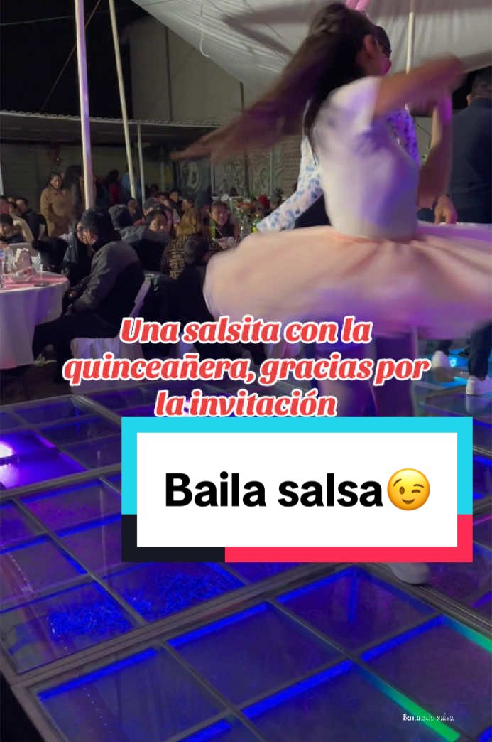 @Elenita Garcia #Salsa #bailando #bailar #bailalo #salsaromantica #bailarindelacalle #bailandosalsa #latindance 