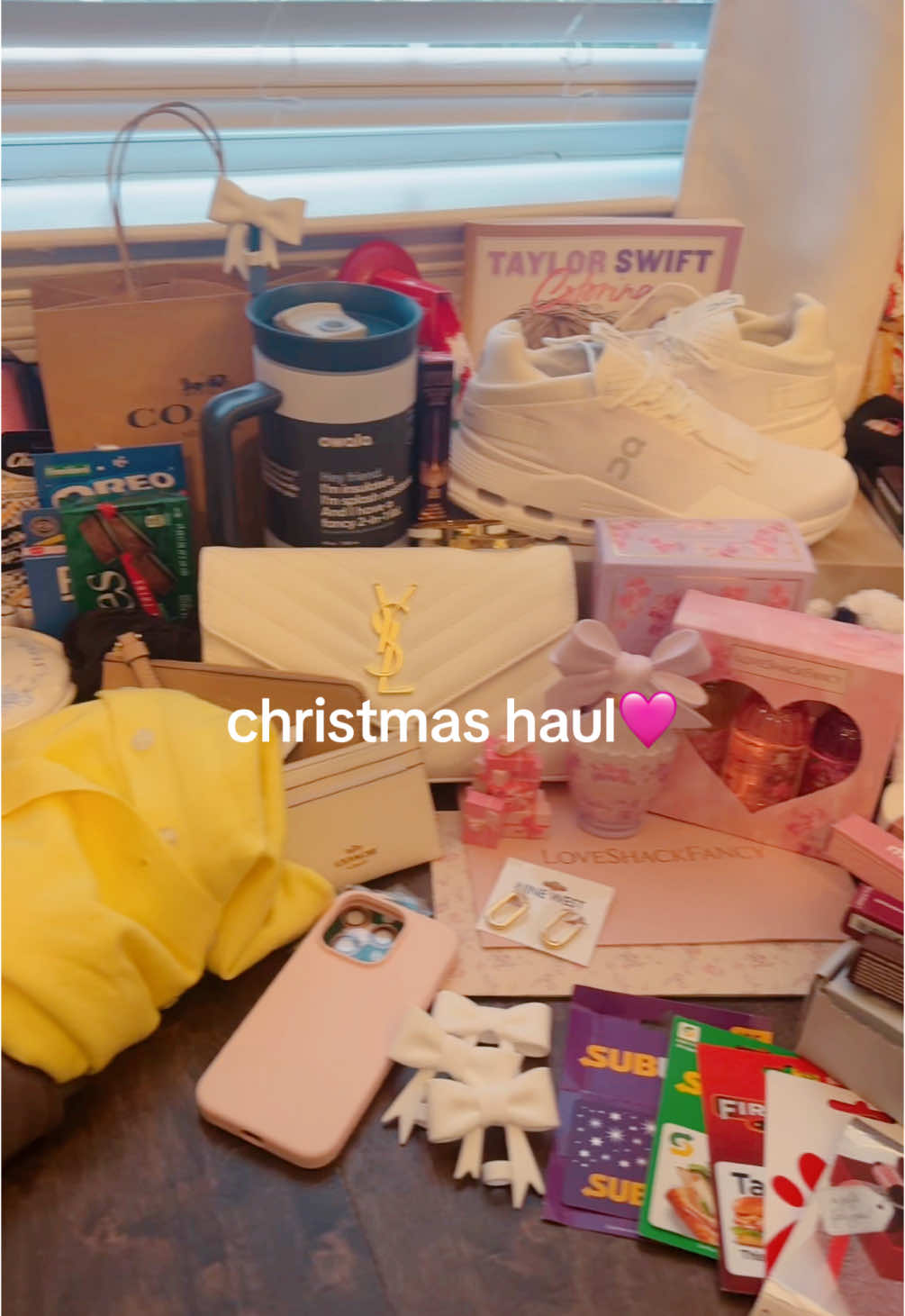 christmas haul!!🎄💌 @rhode skin @Coach @lululemon #owala #gift #christmas #haul #christmashaul @Charlotte Tilbury @LoveShackFancy #loveshackfancy 