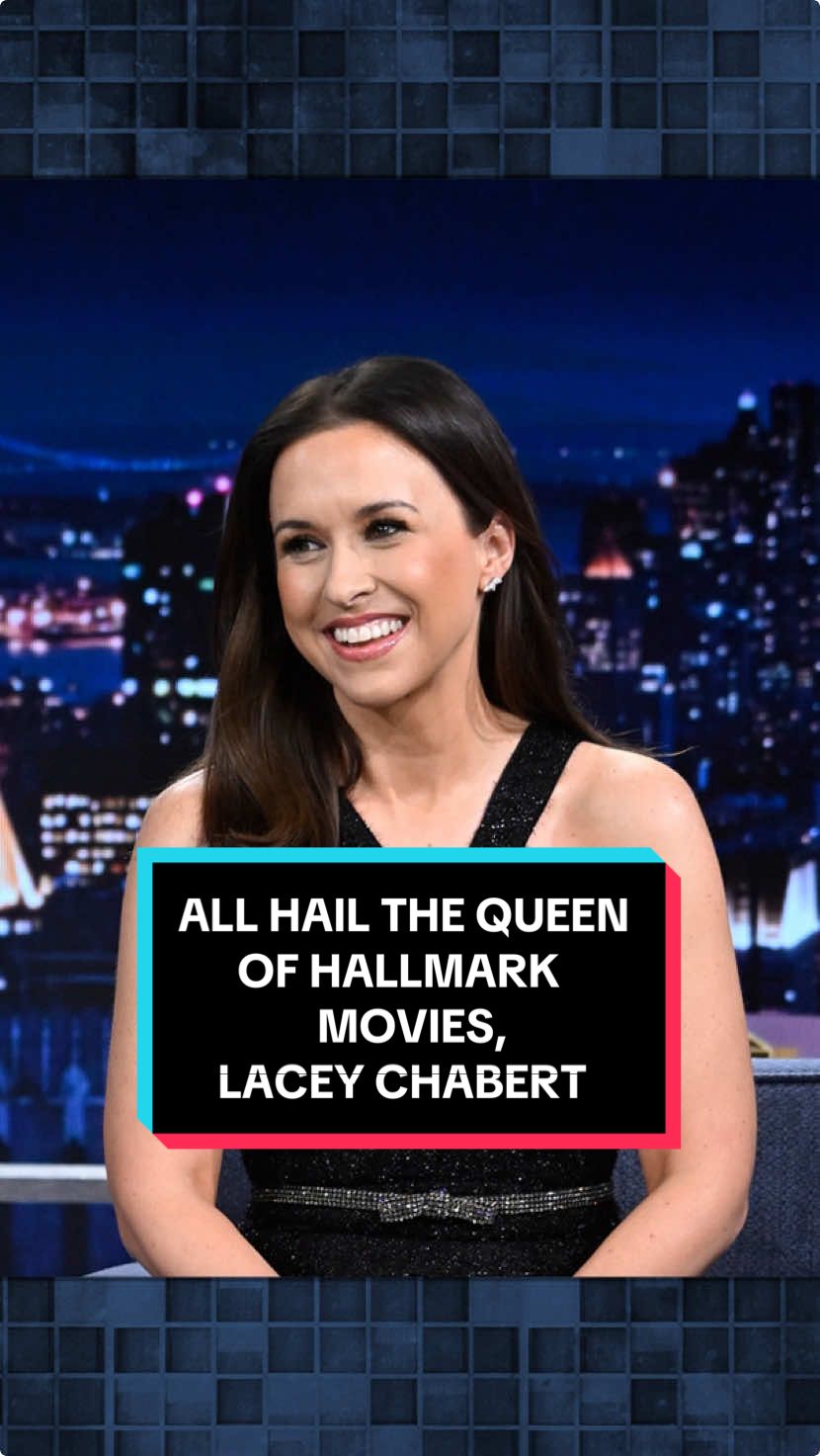 All hail the queen of @Hallmark Channel movies, @Lacey Chabert! 🎄 #FallonTonight #TonightShow #LaceyChabert #Hallmark #merrychristmas #Holiday #JimmyFallon 