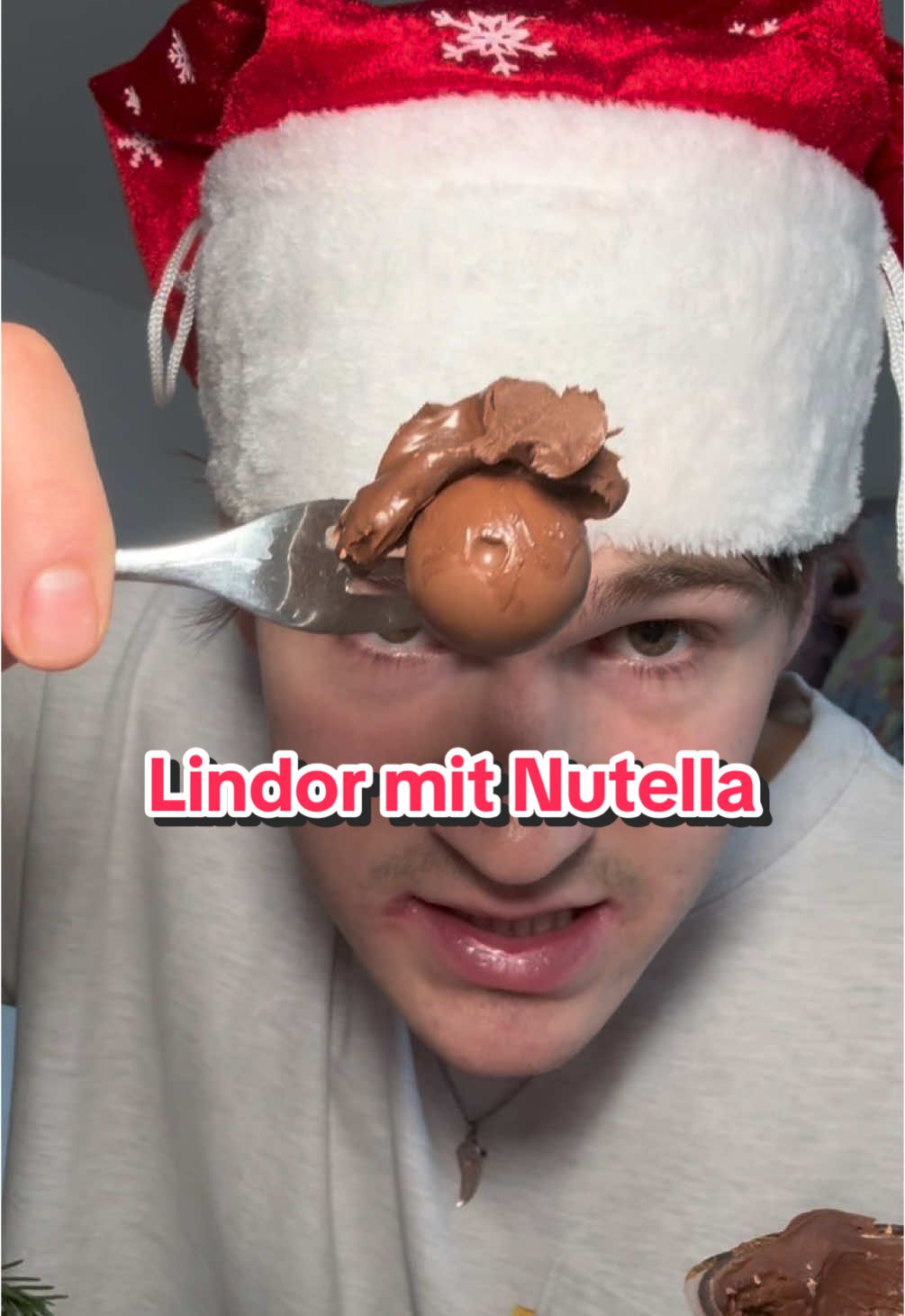 Lindorkugeln mit Nutella 🍫 #nutella #lindt #lindor #schokolade #lindtschokolade #weihnachten #tastetest #fyp 