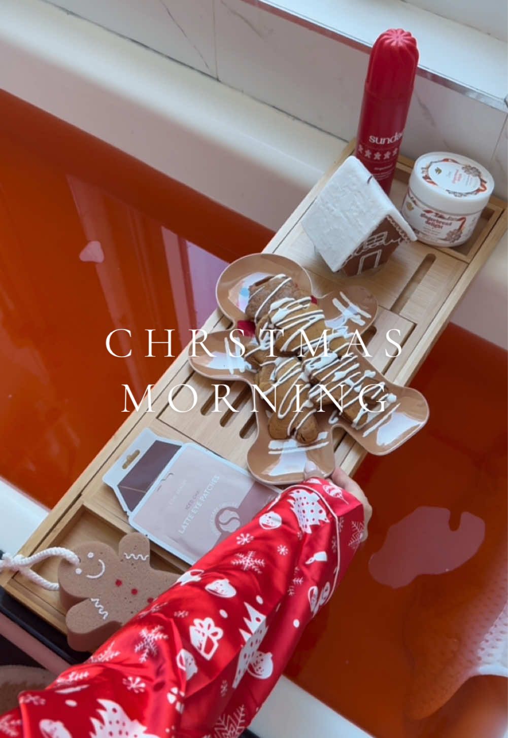 merry christmas!! 🎄✨ #christmas #morningroutine #bathtime #bathtok  #satisfying #cozy #Home #nyc #Lifestyle #breakfast #holiday #thatgirl #girlythings #nycapartment #asmr 