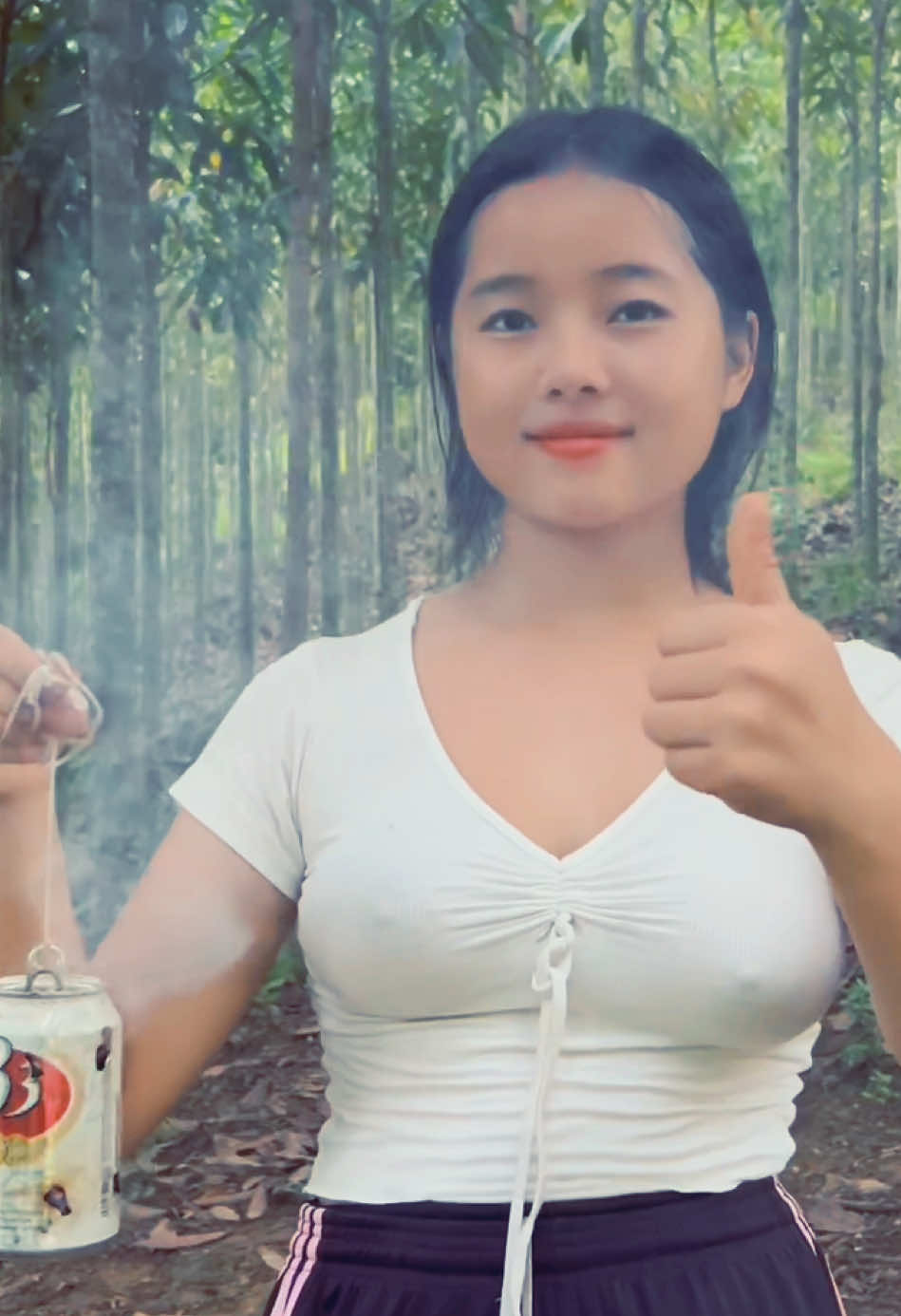 Tips to repel mosquitoes in the forest are really good and easy#maobuschcraft #bushcraft #tips #camping #FYP #girls #survival #hacks #Outdoors 